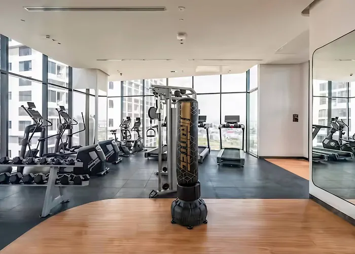 Panoramic Duplex Rama 9 Modern Infinity Pool & Gym * Bangkok